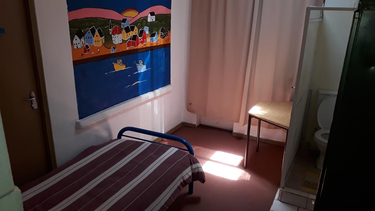 Paljas Backpackers Hotel พ็อตเชฟสตรูม ภายนอก รูปภาพ