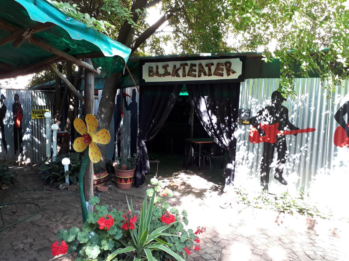 Paljas Backpackers Hotel พ็อตเชฟสตรูม ภายนอก รูปภาพ